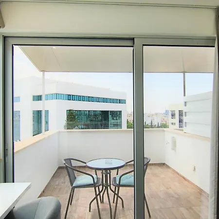 Phaedrus Living: Luxury 507 * Nicosia