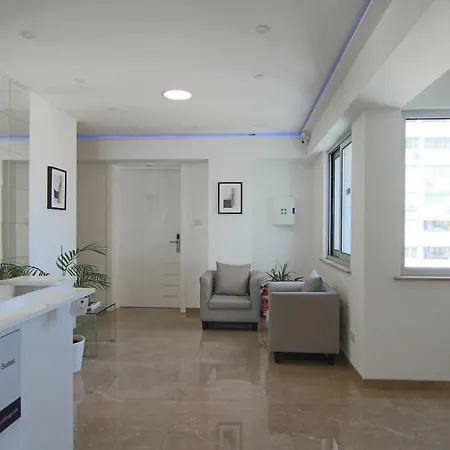 Apartment Phaedrus Living: Luxury 507